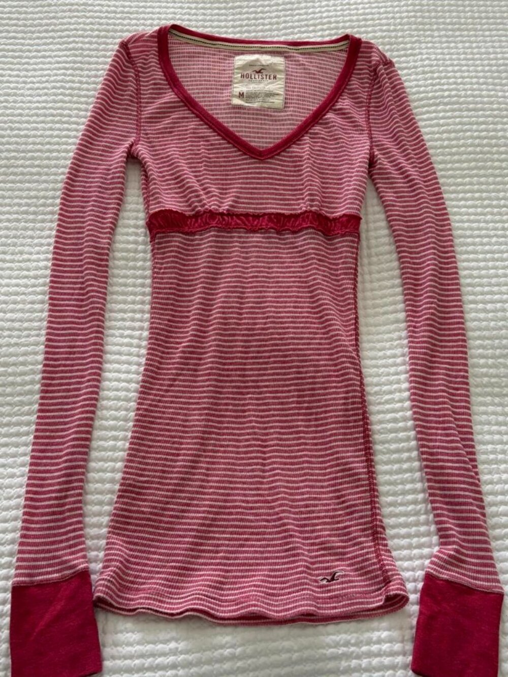 Hollister size medium pink and white striped long sleeve babydoll top y2k - Picture 1 of 11